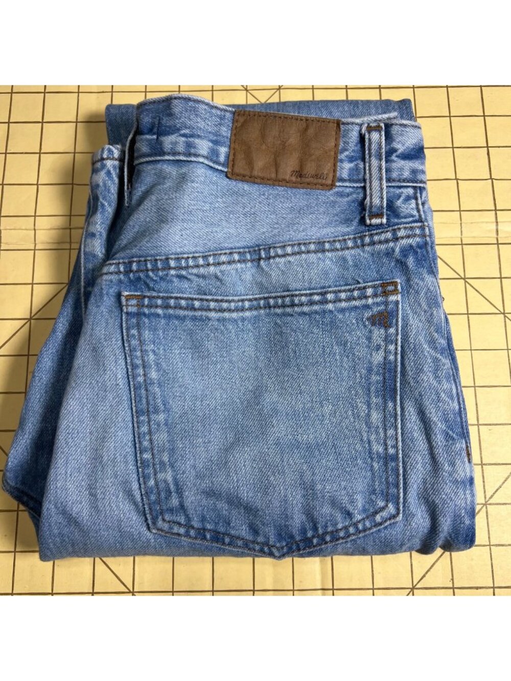 Madewell Womens 90s Straight High-Rise Jeans Light Wash Size 26T - Picture 1 of 6